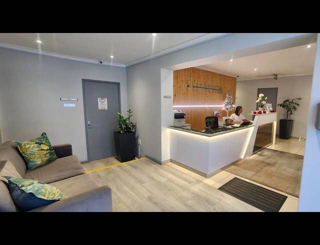 BUSINESS PROPERTY TO RENT IN CONSTANTIA